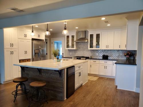 construction, remodel, metal buildings, workshop, new homes, remodeled kitchen, remodeled home, remodeled bathroom